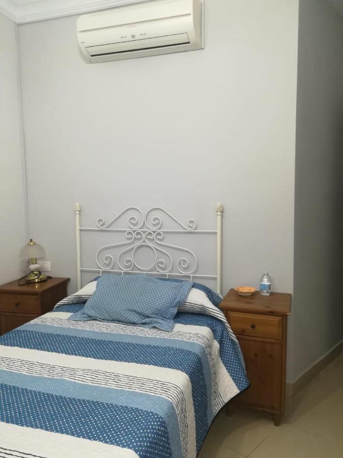 Hostal Virgen Del Rocio Los Palacios Y Villafranca Extérieur photo
